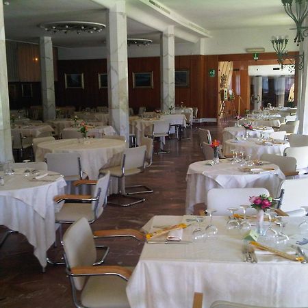 Grand Hotel Golf Tirrenia Esterno foto