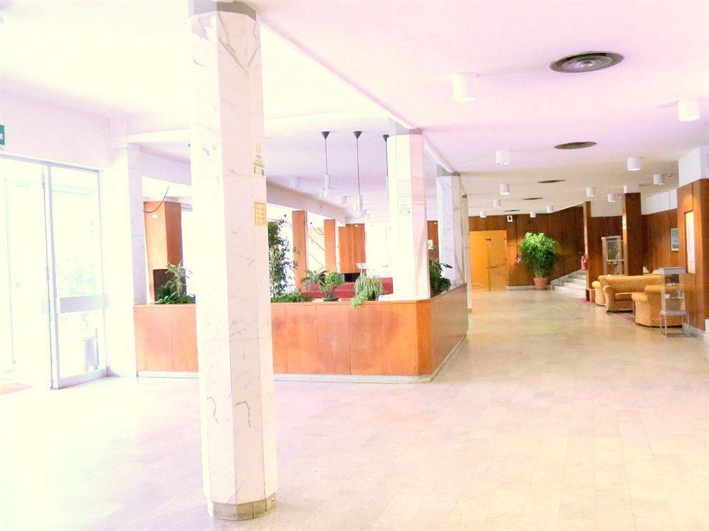 Grand Hotel Golf Tirrenia Esterno foto