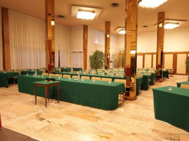 Grand Hotel Golf Tirrenia Esterno foto