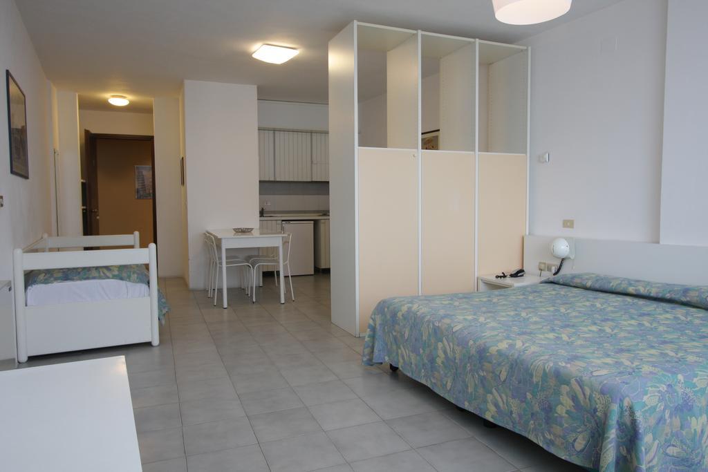 Grand Hotel Golf Tirrenia Esterno foto