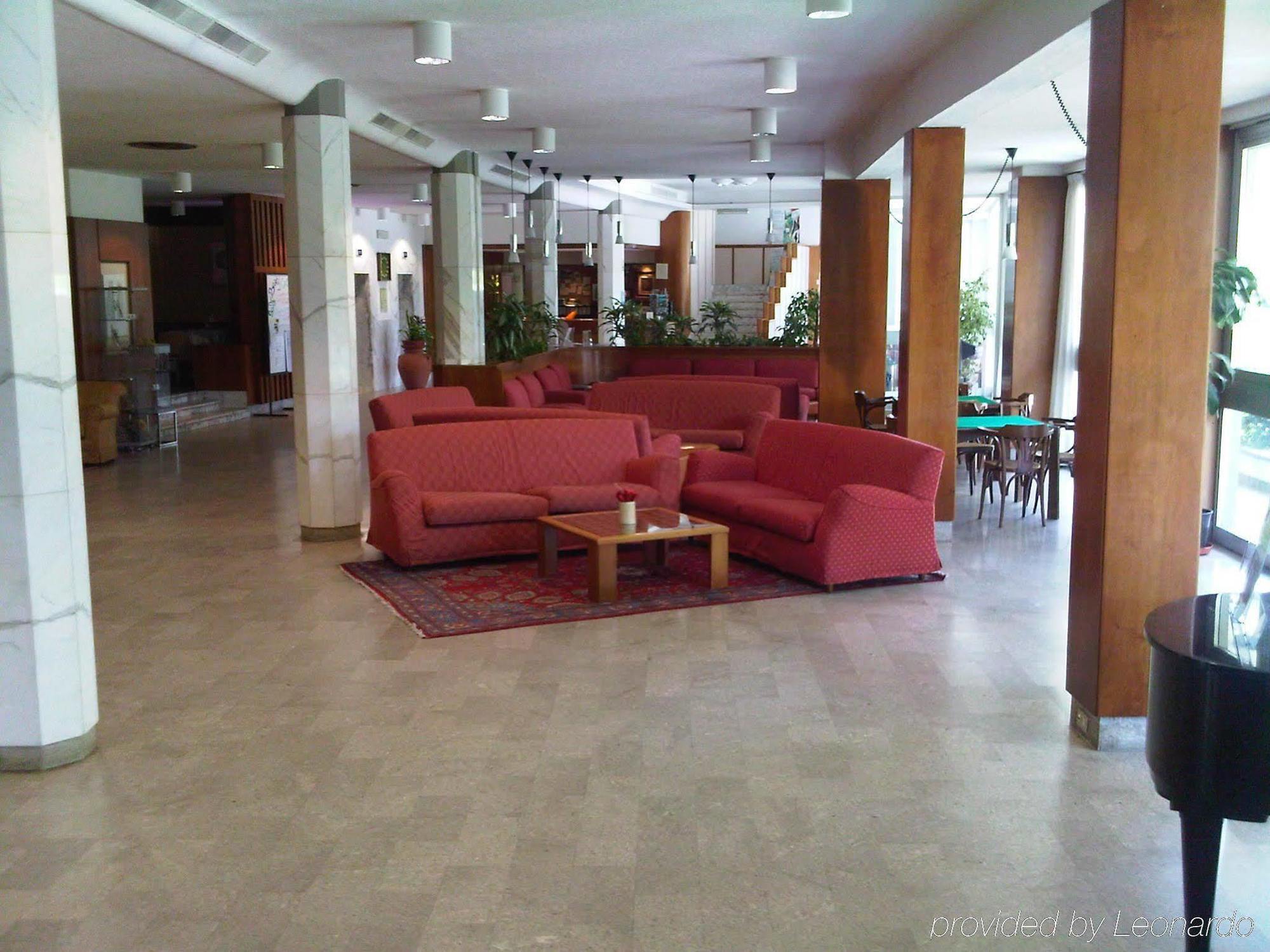 Grand Hotel Golf Tirrenia Interno foto