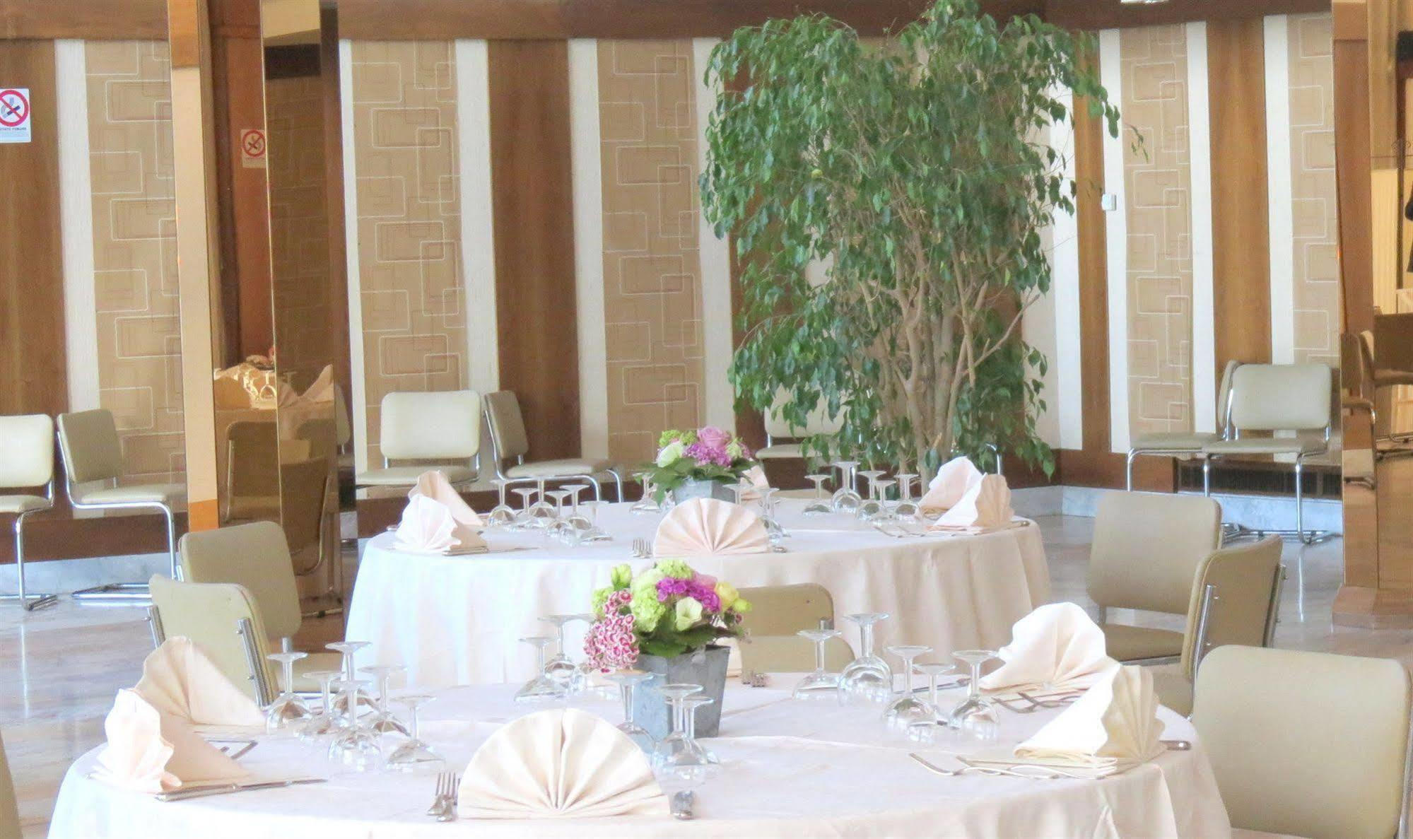 Grand Hotel Golf Tirrenia Esterno foto